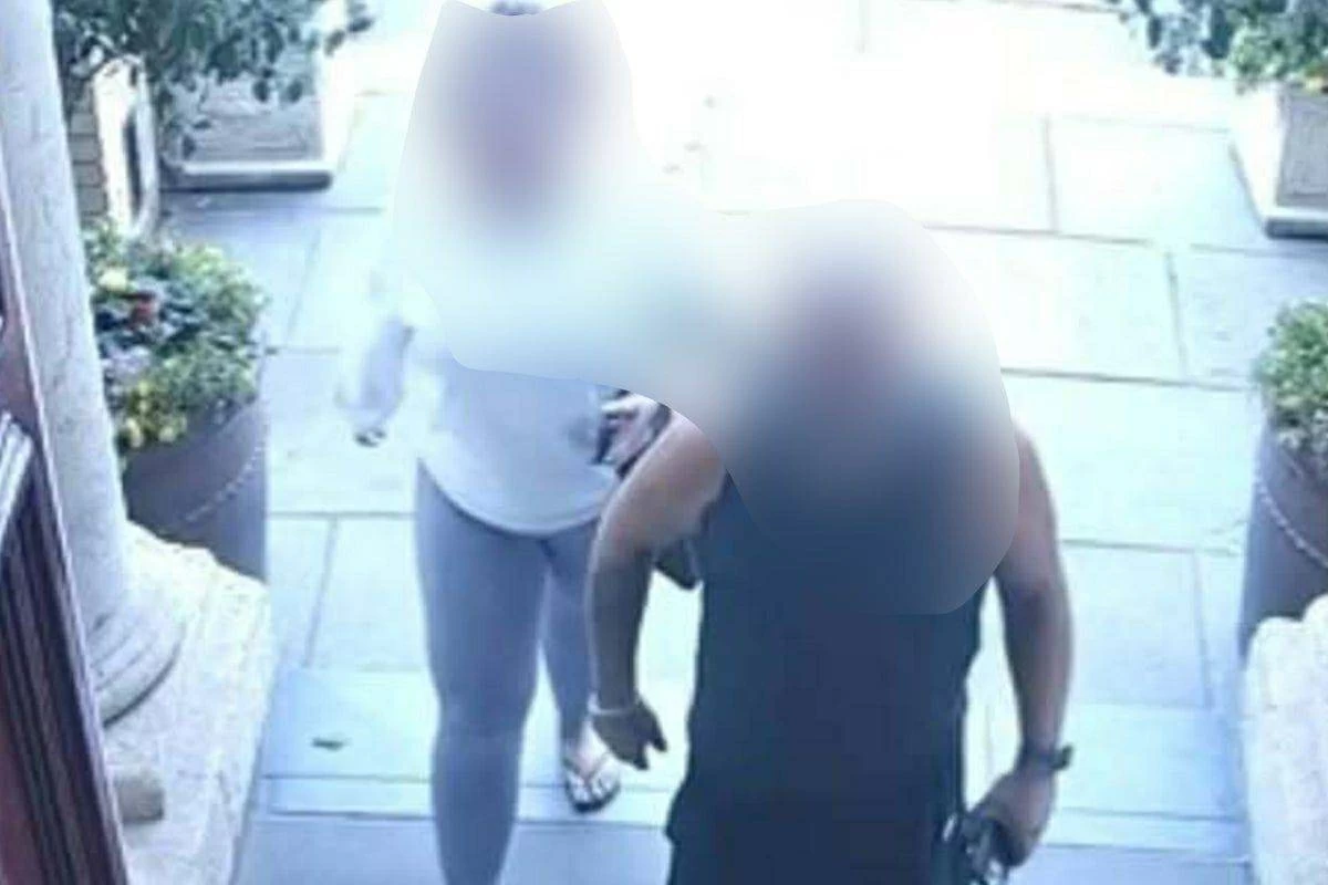 عاجل| مطعم بريطاني ينشر إعلاناً مدفوعاً يناشد زوجين بدفع ثمن وجبتهما.. ما القصة؟ 