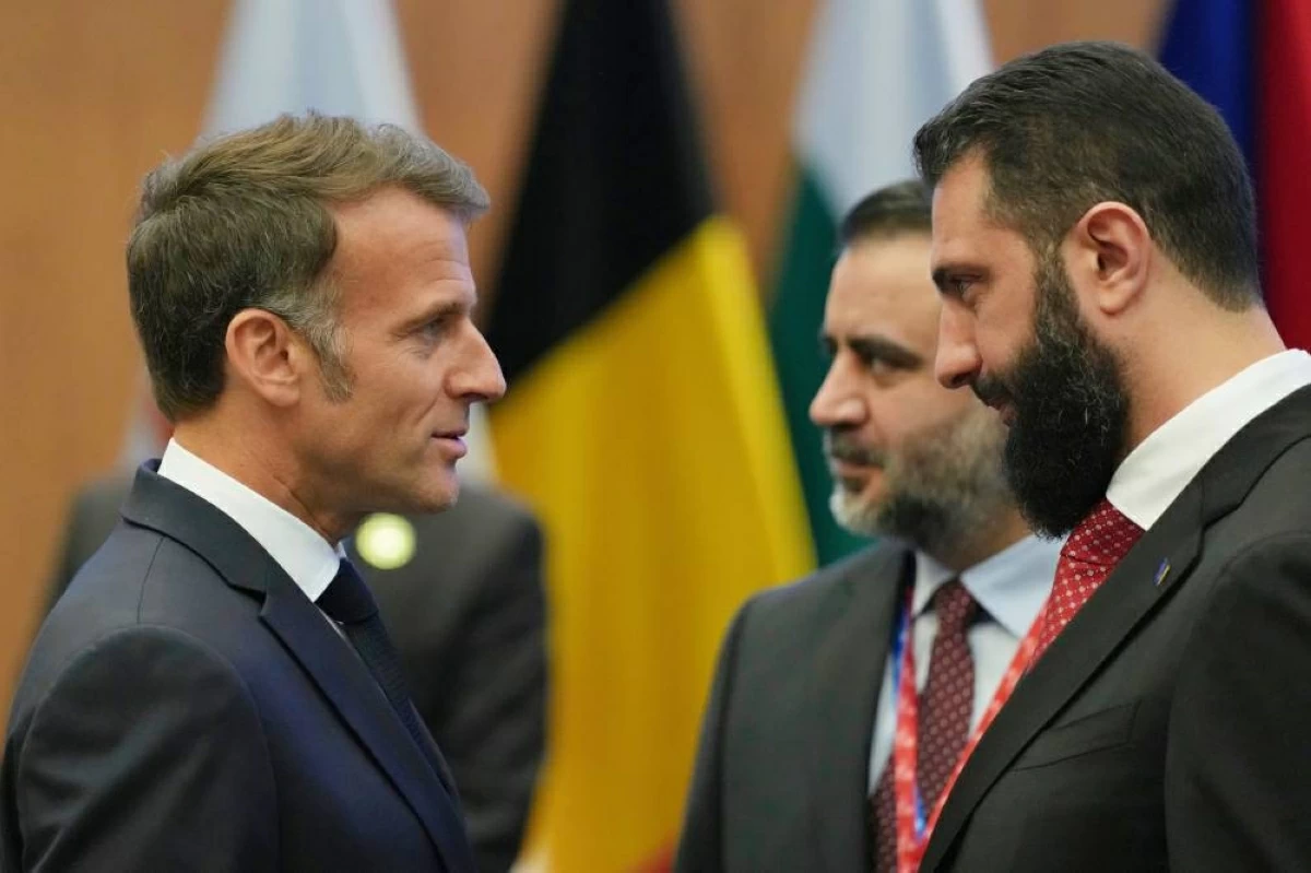 الشرع يرحّب بماكرون: فرنسا صديقة الشعب السوري