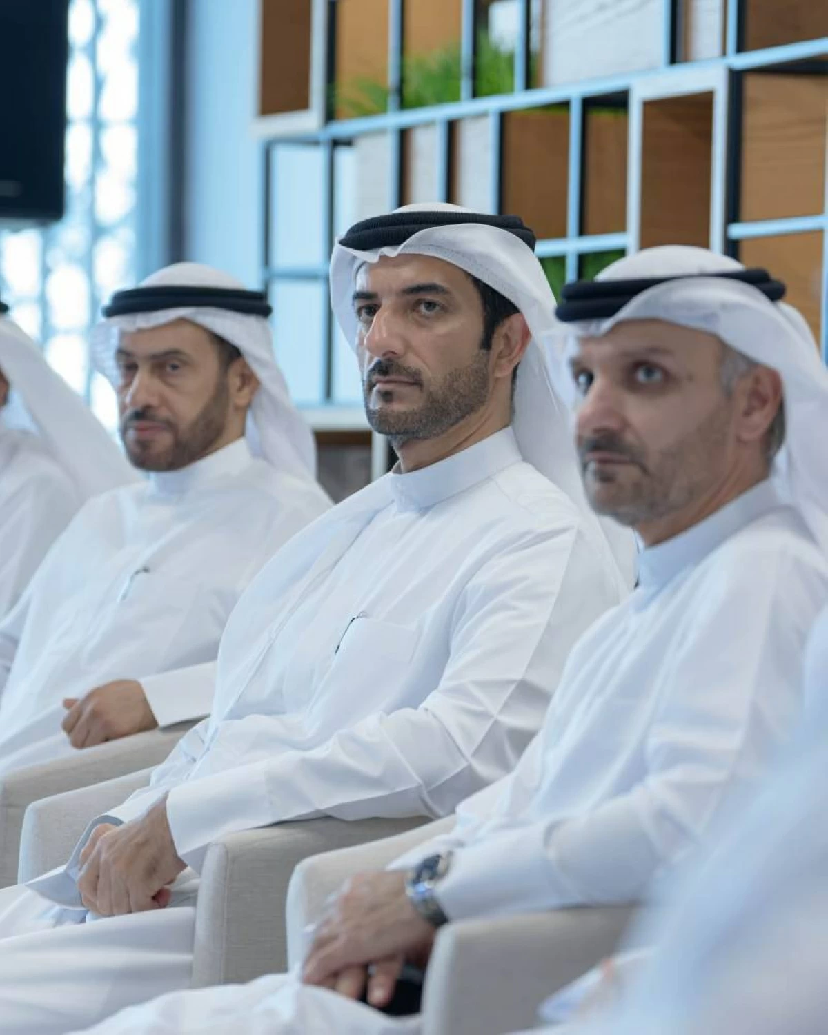 سلطان بن أحمد: تحسين تجربة المتعاملين أولوية لـ «قضاء الشارقة»