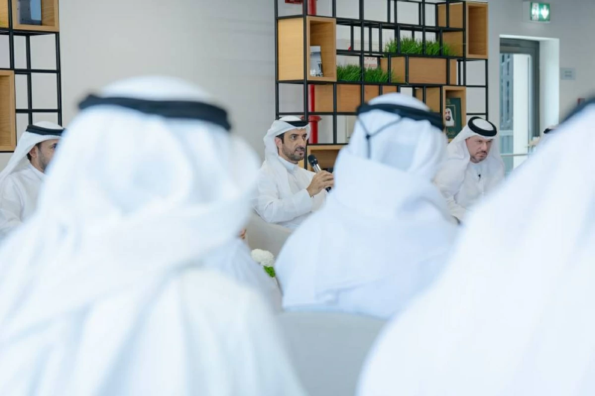 سلطان بن أحمد: تحسين تجربة المتعاملين أولوية لـ «قضاء الشارقة»