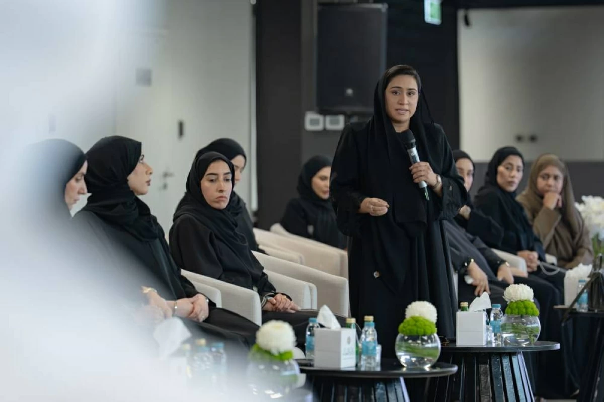سلطان بن أحمد: تحسين تجربة المتعاملين أولوية لـ «قضاء الشارقة»