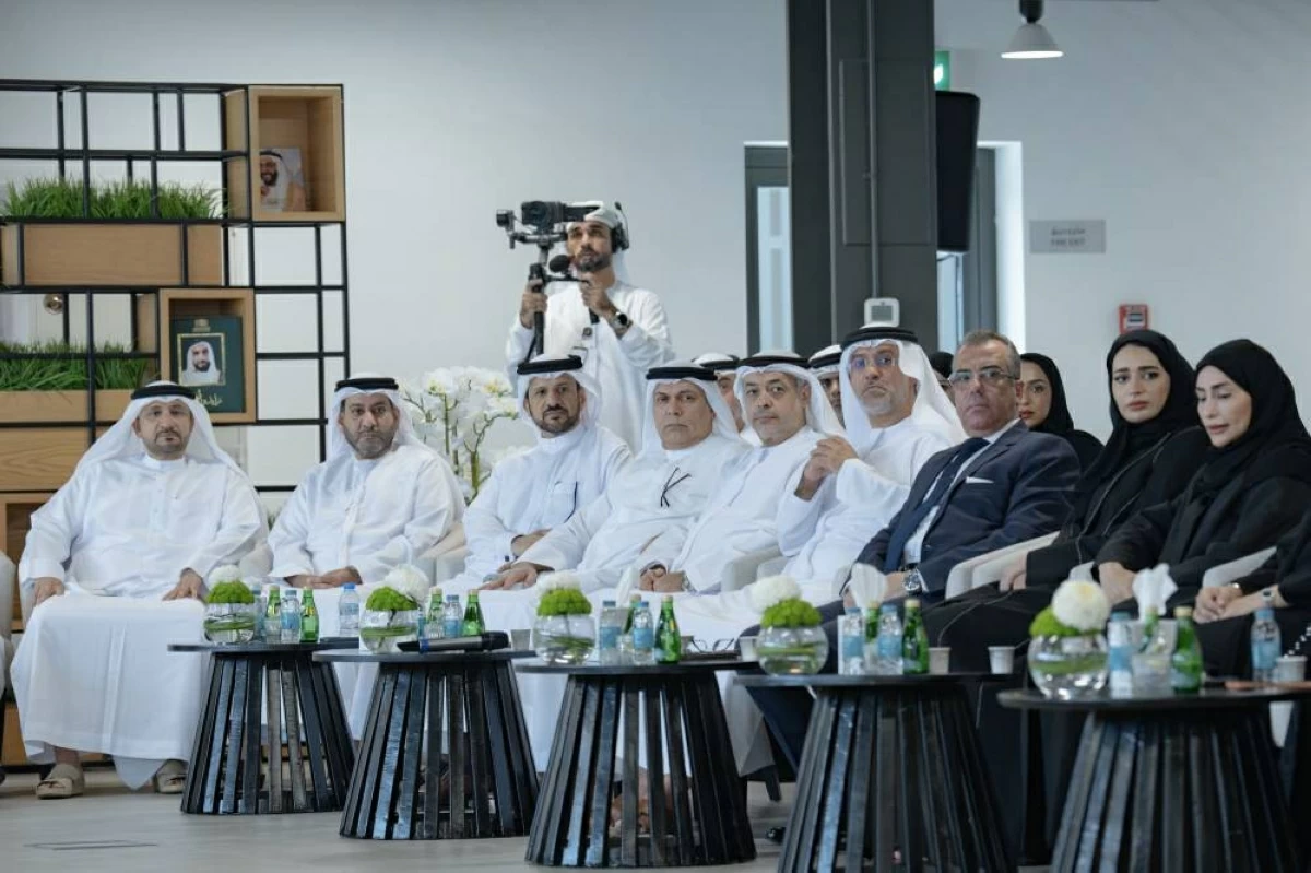 سلطان بن أحمد: تحسين تجربة المتعاملين أولوية لـ «قضاء الشارقة»