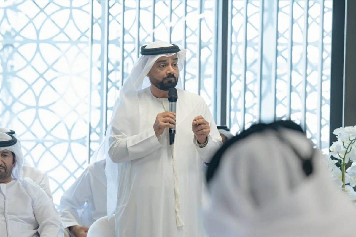 سلطان بن أحمد: تحسين تجربة المتعاملين أولوية لـ «قضاء الشارقة»