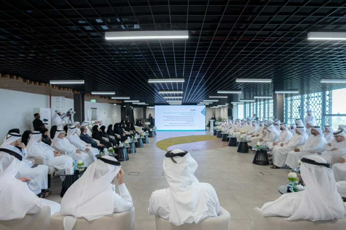 سلطان بن أحمد: تحسين تجربة المتعاملين أولوية لـ «قضاء الشارقة»