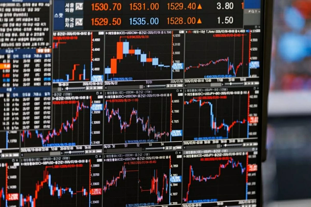 تجدد التوتر يعزز الطلب على الدولار الأمريكي.. ودعم طوكيو يبقي الين قرب 162.5