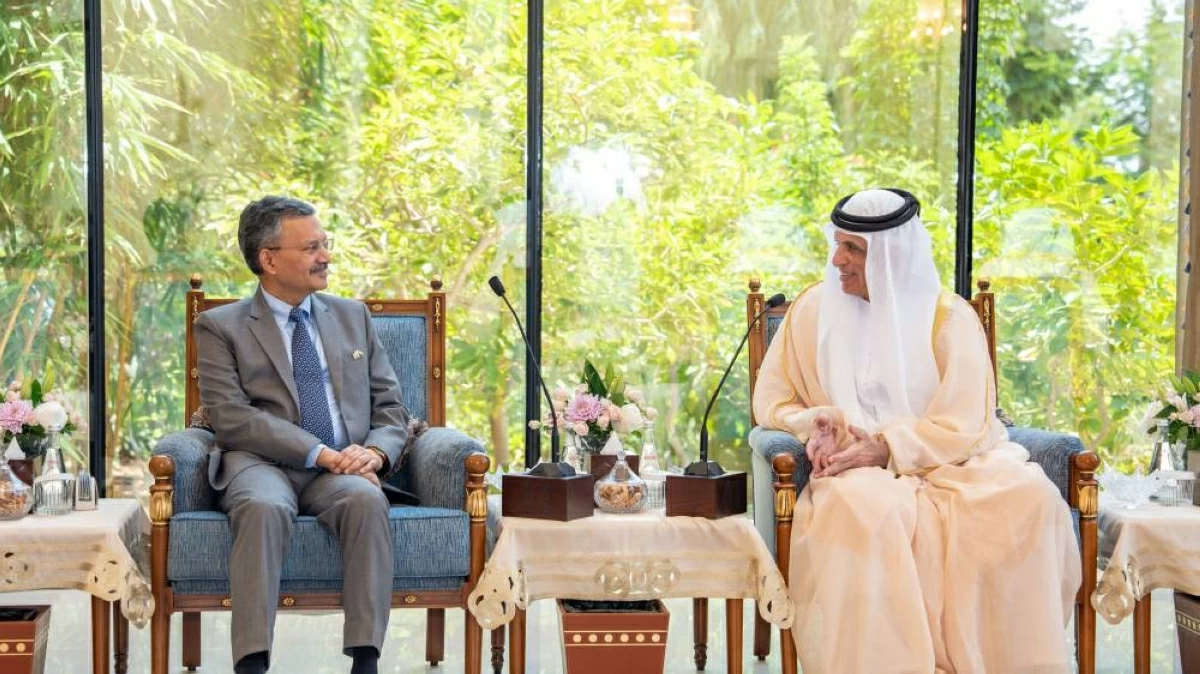 سعود بن صقر يبحث التعاون مع السفير الهندي