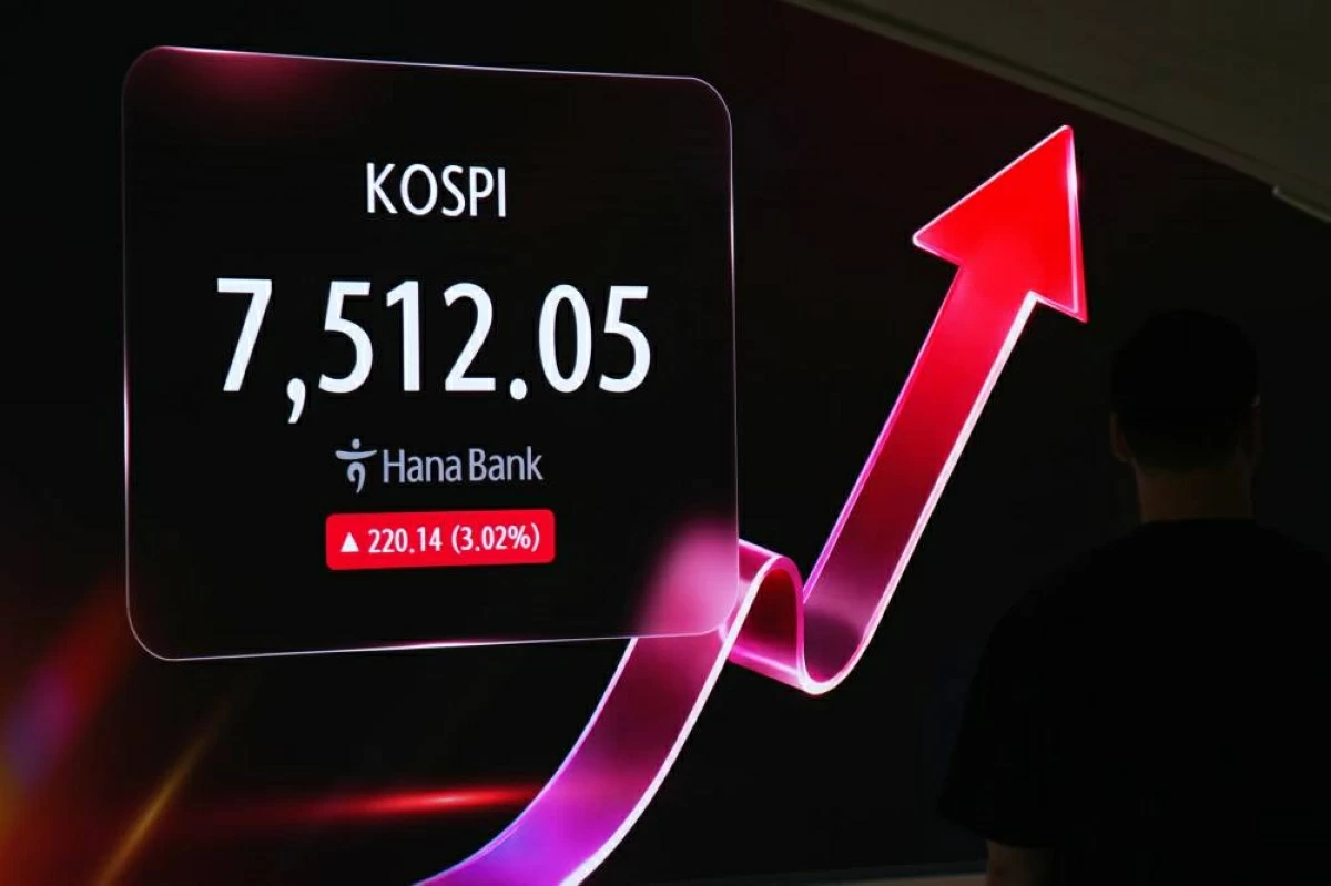 أسواق آسيا تنتعش بدعم أسهم التكنولوجيا والذكاء الاصطناعي..وسوفت بنك يقفز 11%