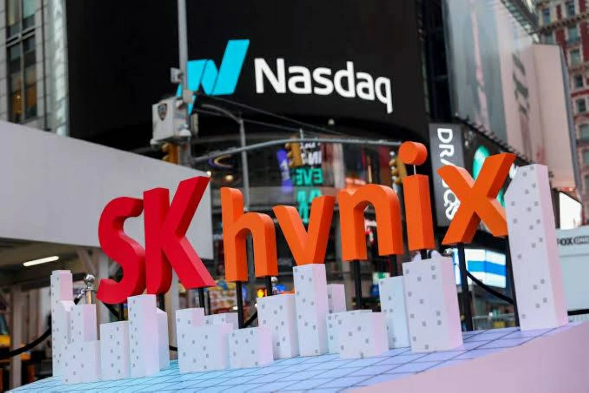 أسهم «إس كي هاينكس» تقفز 14% في أول تداول بـ«ناسداك»