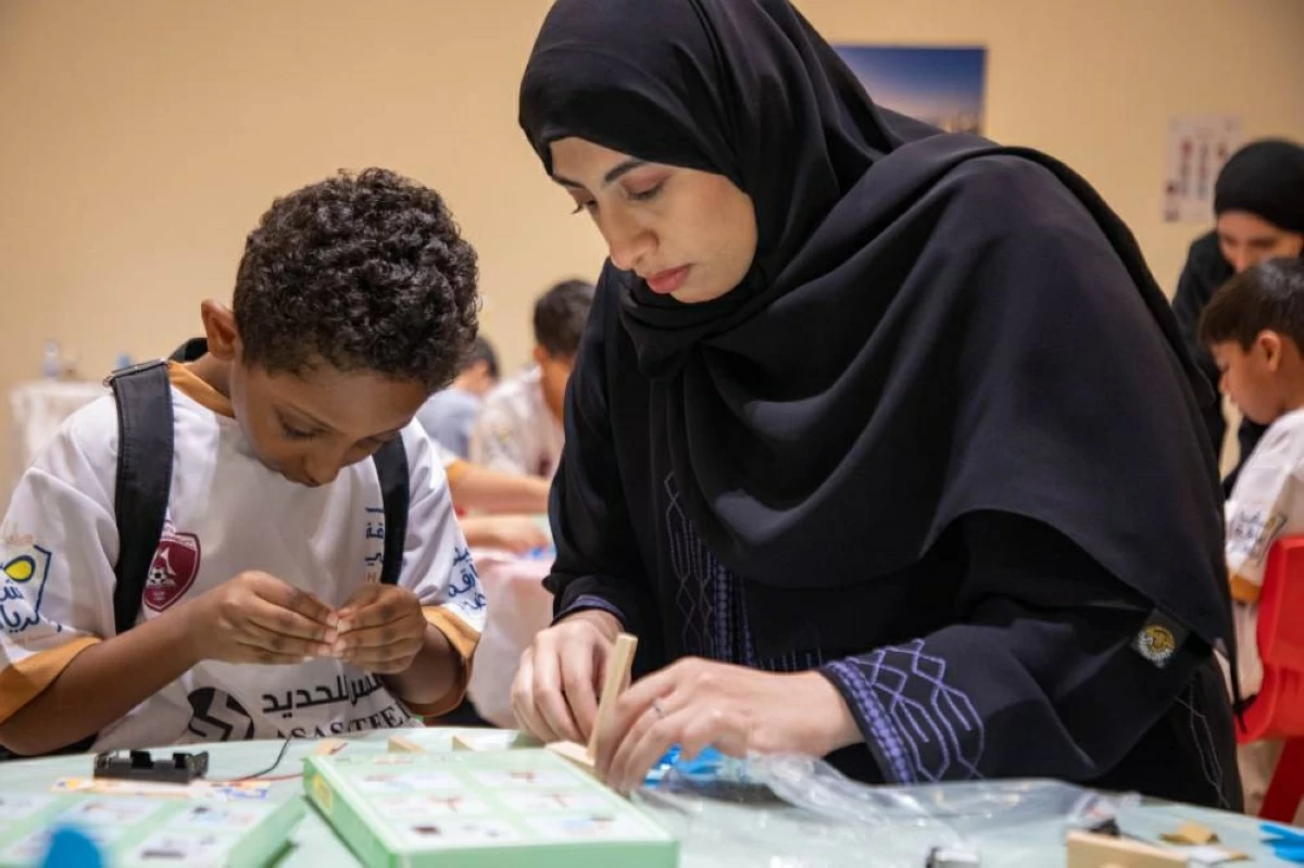 بلدية الحمرية تنظم ورشة «الكهربائي الصغير»