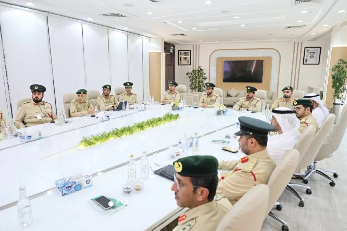 أحمد زعل يترأس اجتماع مجلس الاستدامة المالية الثالث لشرطة دبيDubai Police Reinforc	es Financial Excel