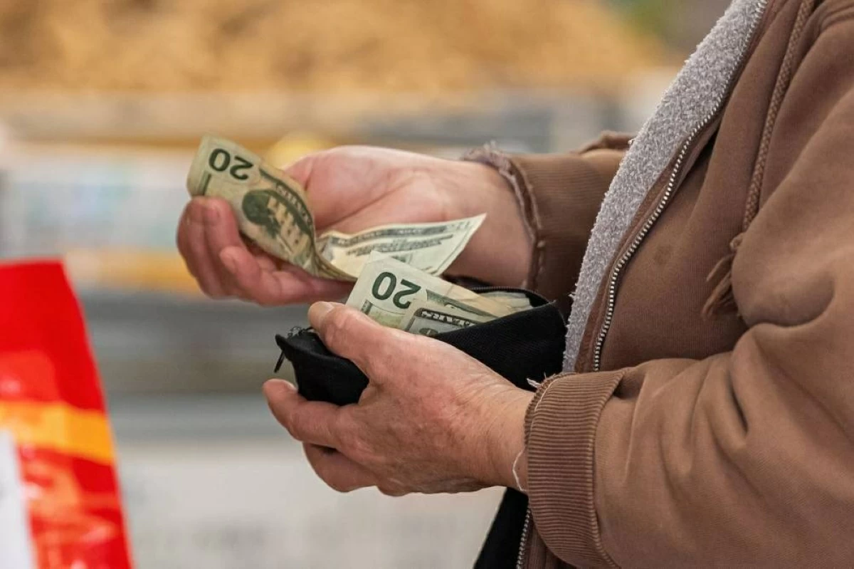 الدولار مستقر قبل بيانات تضخم أمريكية.. والين يرزح تحت الضغط
