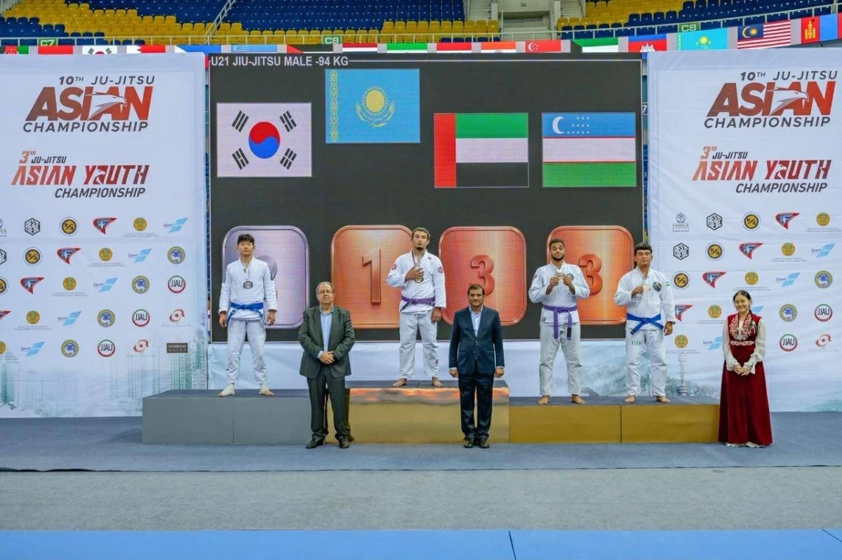 منتخب الإمارات يعزز رصيده في بطولة آسيا للجوجيتسو بـ13 ميدالية