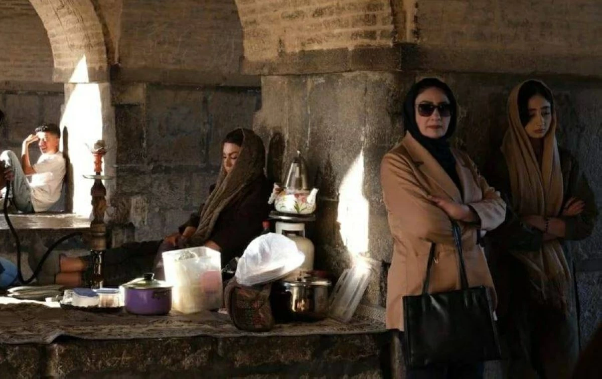 المرشد يحاول جمع الصف الإيراني: أحذّركم من الانقسام والصراع