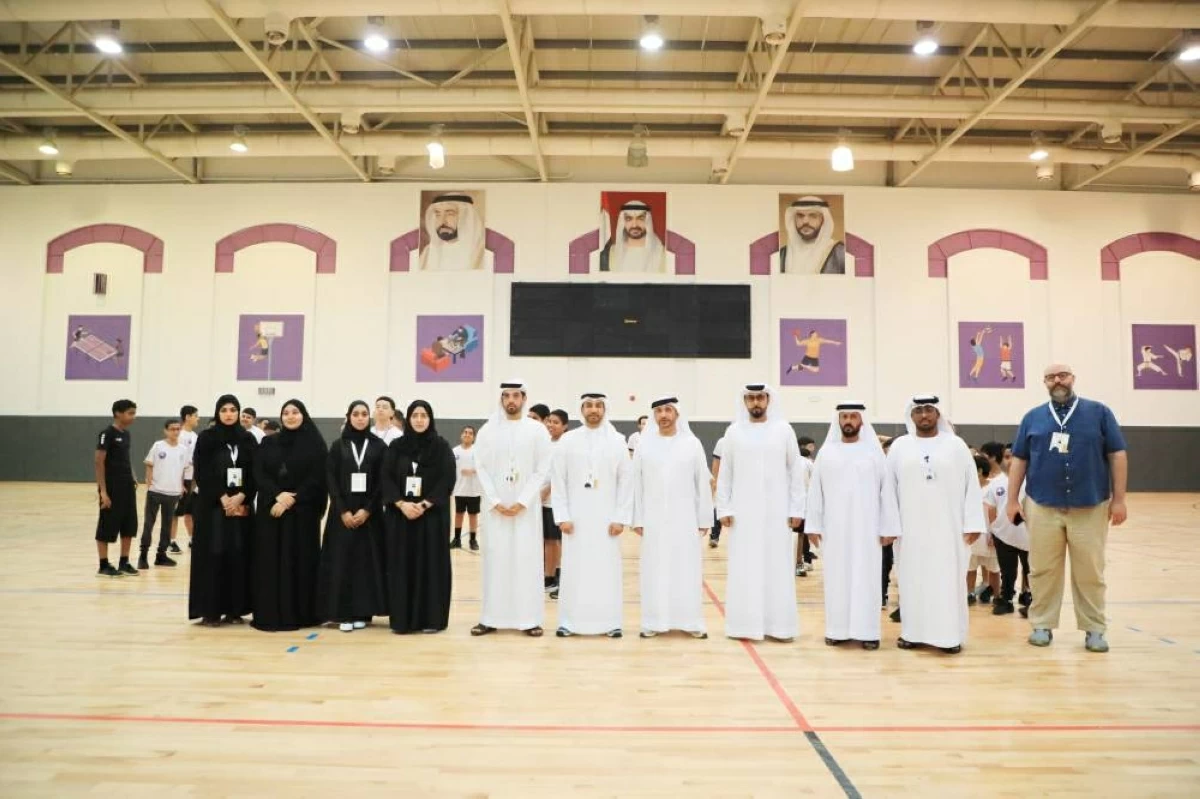 اللجنة المنظمة لبرنامج صيف الشارقة الرياضي تطلع على برامج نادي الذيد