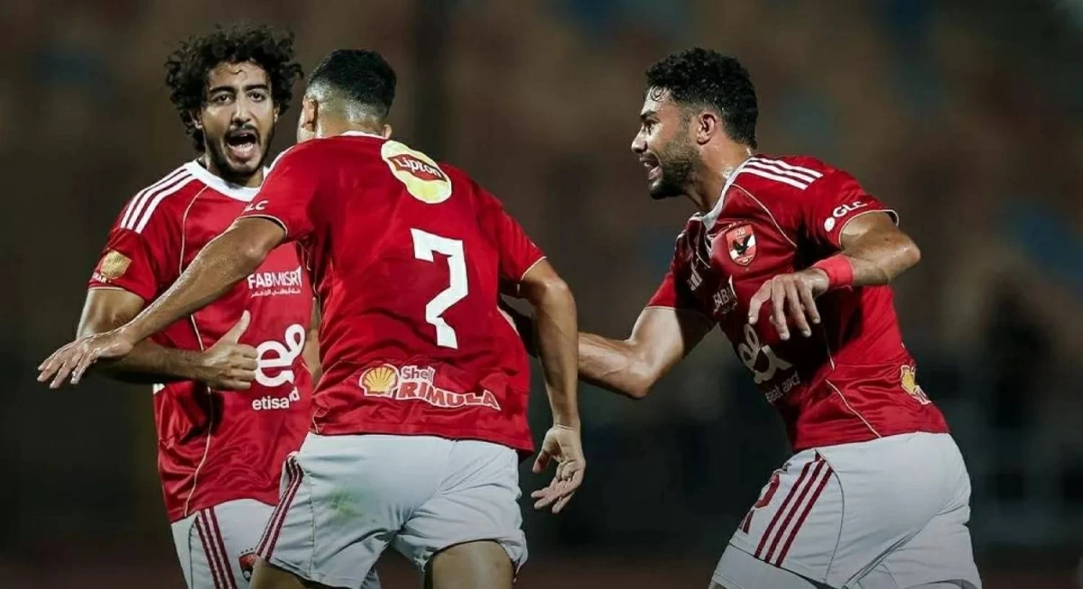 رئيس «كاف» يكشف حقيقة زيادة عدد الأندية في دوري أبطال إفريقيا