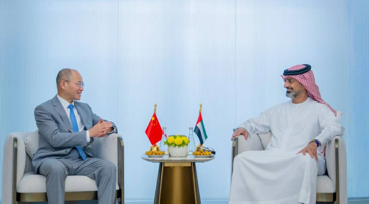 عمار بن حميد يبحث التعاون مع سفير الصين