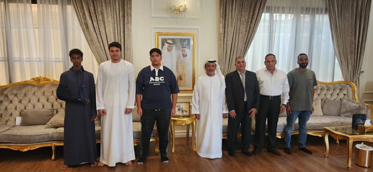 والي جزيرة أبو موسى يكرّم خريجي الثانوية العامة