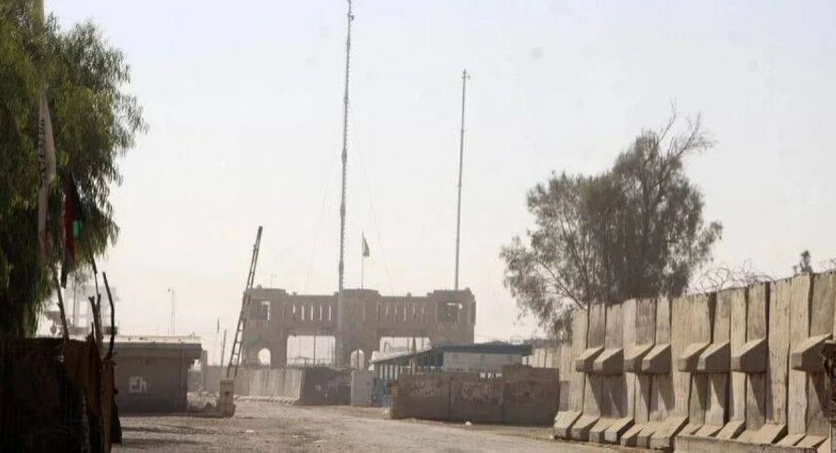 مقتل 15 بينهم 12 جندياً إثر تفجير انتحاري في باكستان