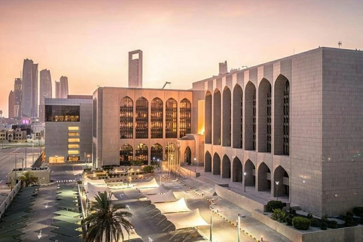 بنوك دبي تستقطب 71 ملياراً وأبوظبي 68 ملياراً ودائع خلال 5 أشهر