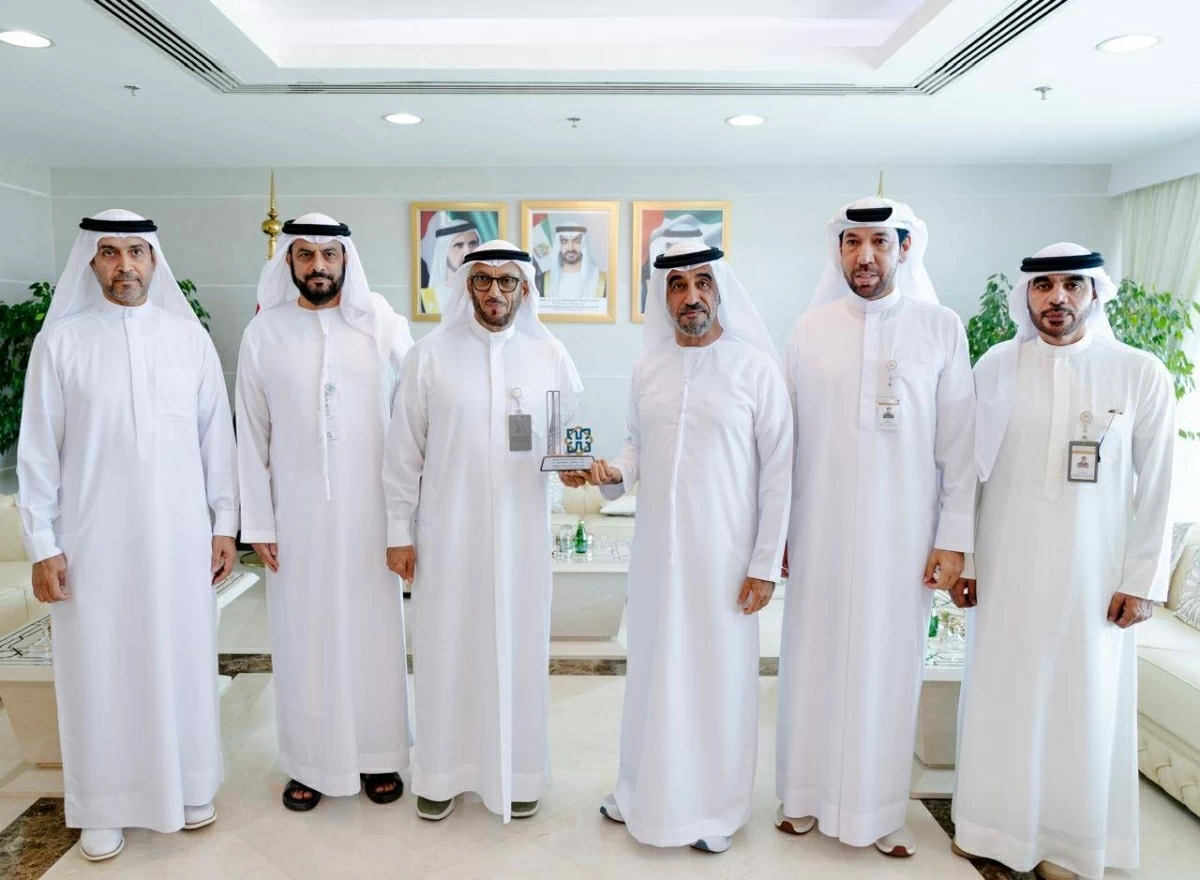مؤسسة حمدان بن راشد و«إقامة دبي» تبحثان التعاون