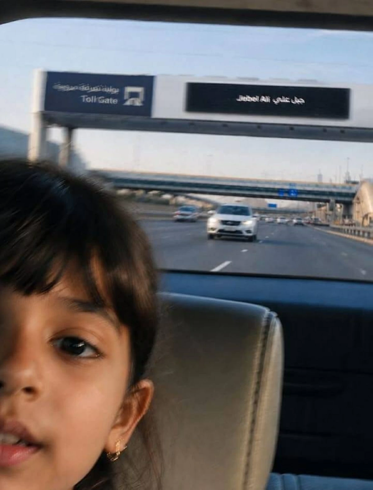 ما قصة «سيلفي الطفل»؟ خطأ عفوي تحول إلى حملة تسويقية واسعة