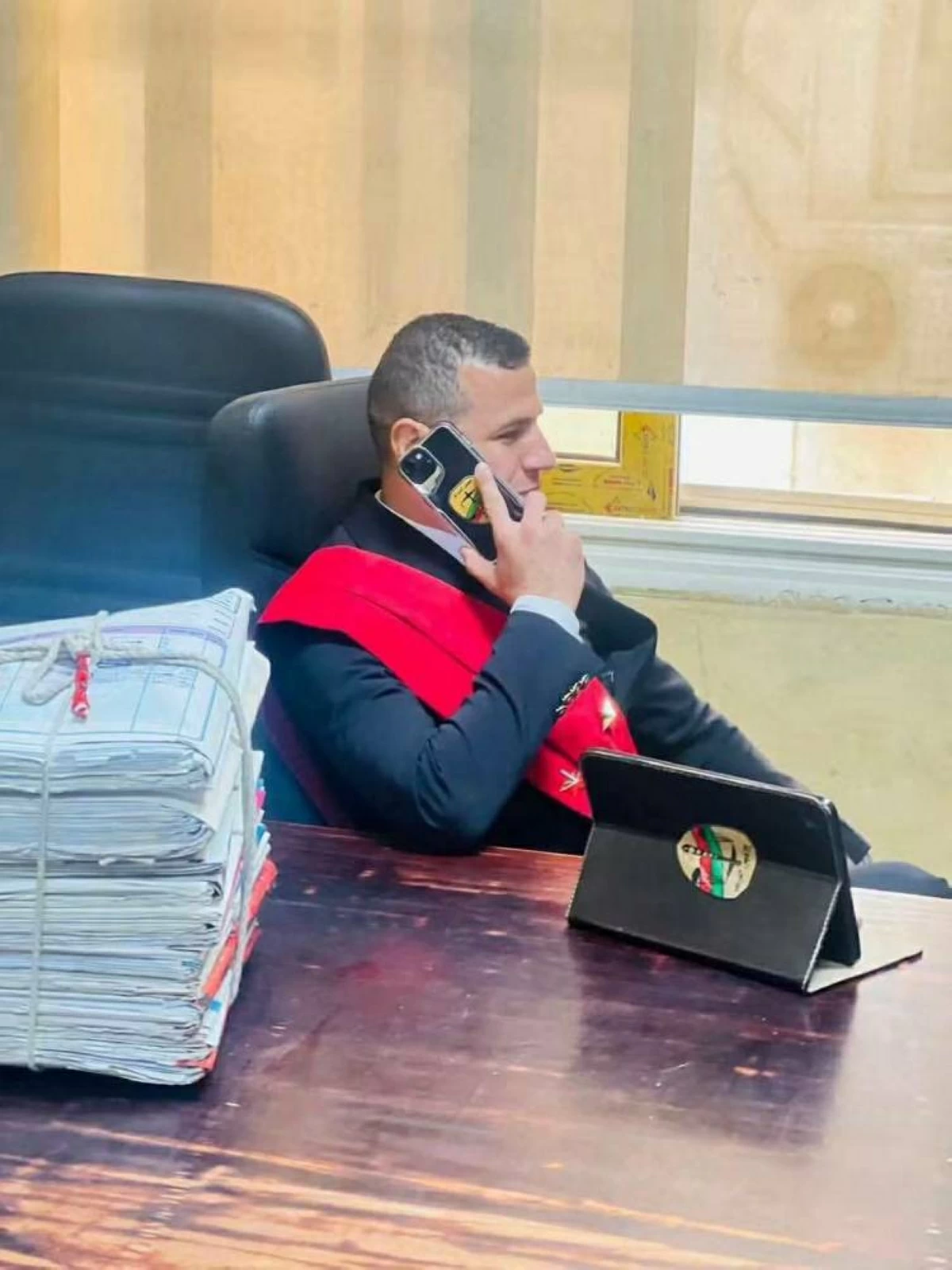 متهم جديد ومحاكمة عاجلة.. النيابة المصرية تكشف كواليس قضية منتحل صفة قاضٍ ومعاونيه