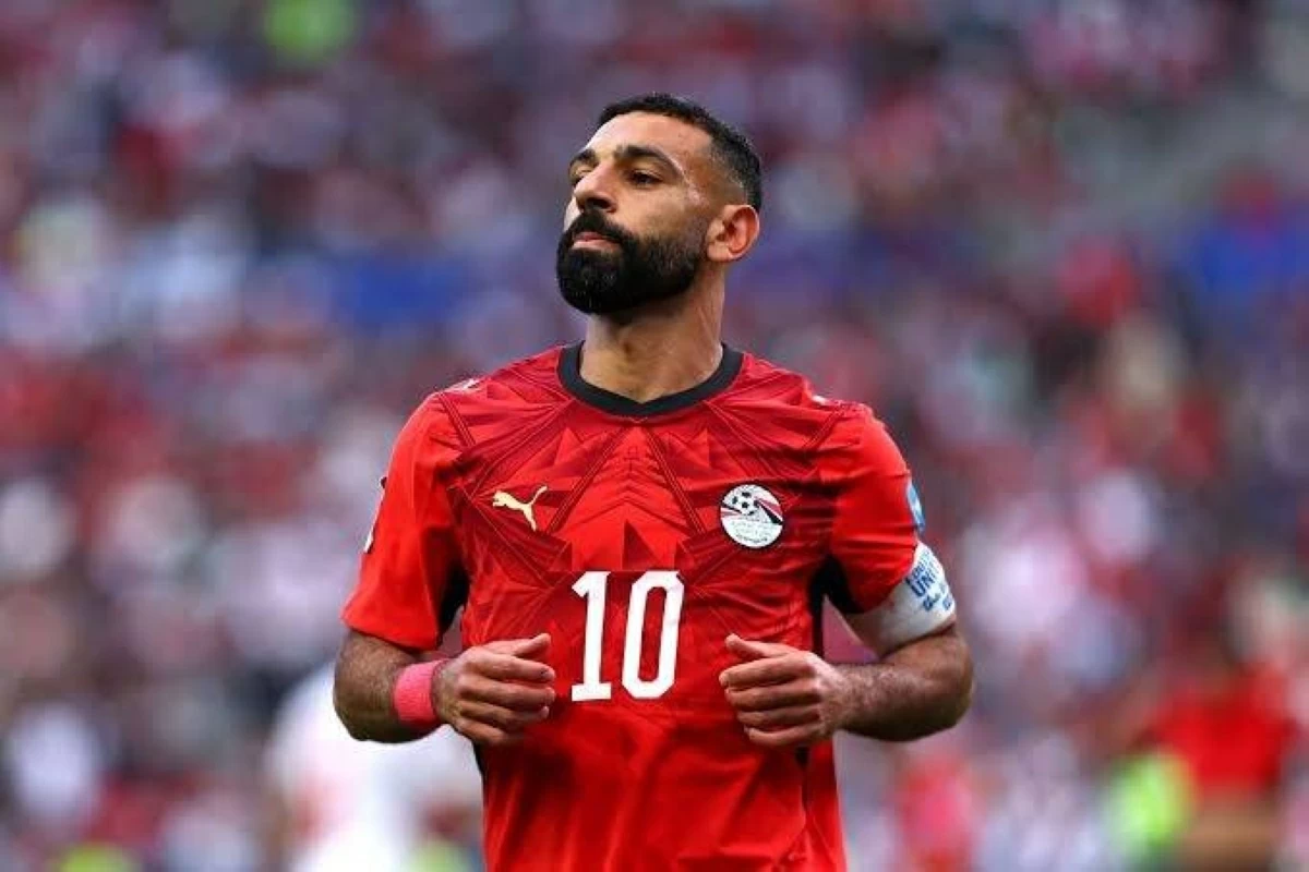 طرابزون سبور يمنح الرقم 10 لمحمد صلاح ويبدأ في طباعة القمصان