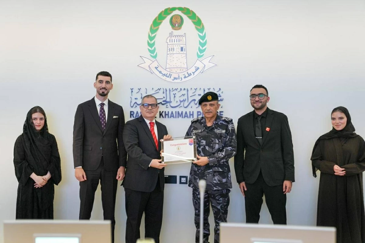 شرطة رأس الخيمة تواصل الريادة والتميّز بجودة الحياة في بيئة العمل