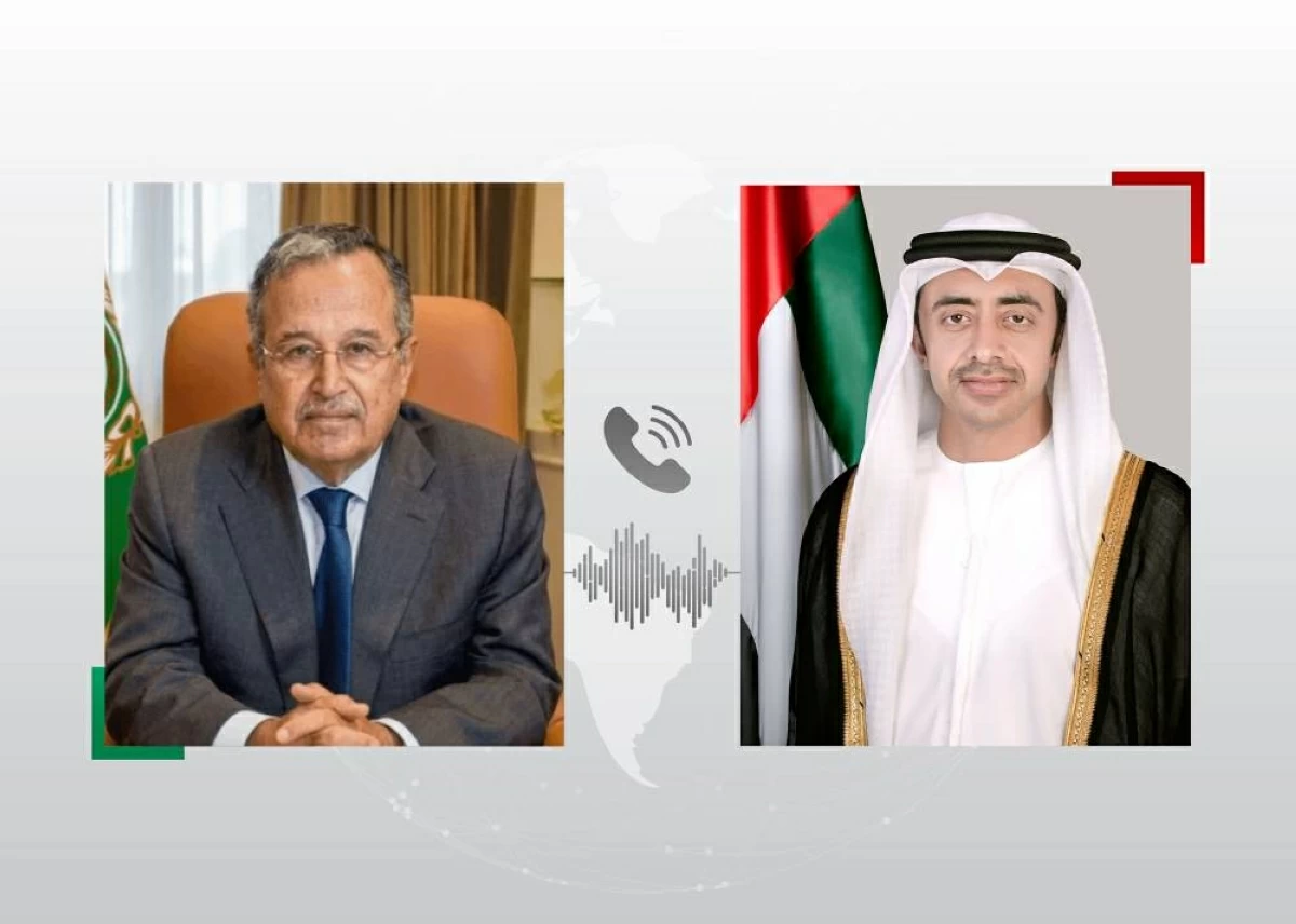 عبدالله بن زايد وأمين عام جامعة الدول العربية يبحثان هاتفياً الأوضاع في المنطقة