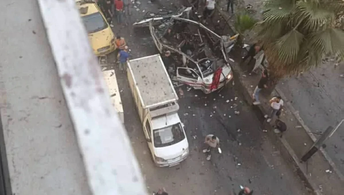 انفجار عبوة ناسفة بحافلة ركاب في جرمانا السورية (فيديو)
