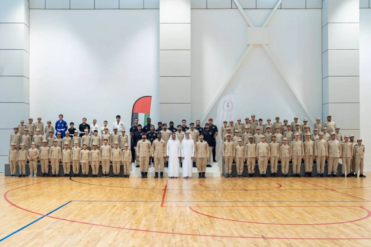 ختام برنامج «أصدقاء الحرس الأميري 5» في الشارقة بتدريب متكامل للنشء