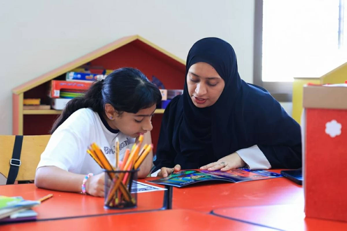 «أطفال الشارقة» تطلق مبادرة «معاً للأسرة المبدعة»
