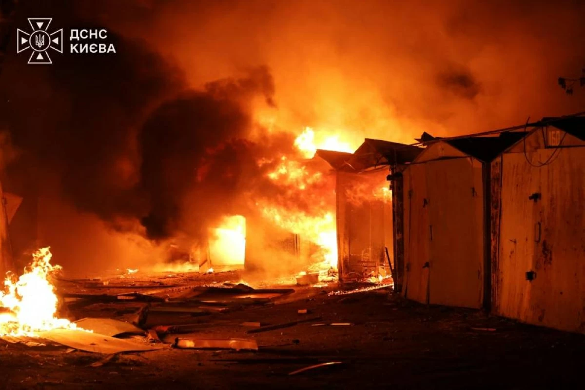 انفجارات تهز كييف.. وروسيا تعترض 397 مسيرة