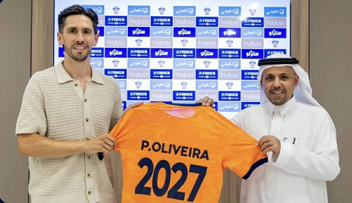  باولو أوليفيرا  يحمل قميص الفيحاء