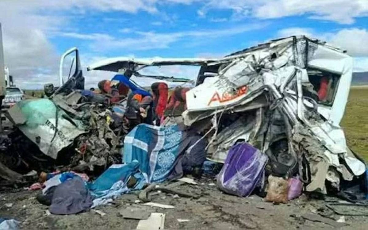 مصرع 13 شخصا على الأقل بحادث سير في البيرو