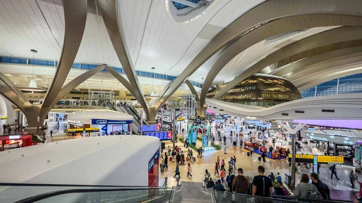 مطارات الدولة تتعامل مع 6.16 مليون حركة طائرات في 10 سنوات