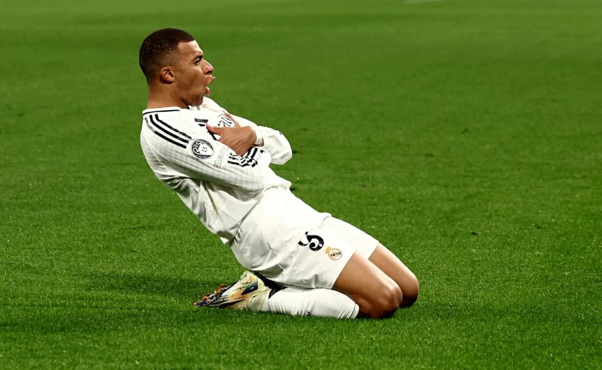 مبابي يلتحق بتمارين ريال مدريد بعد عطلة طويلة