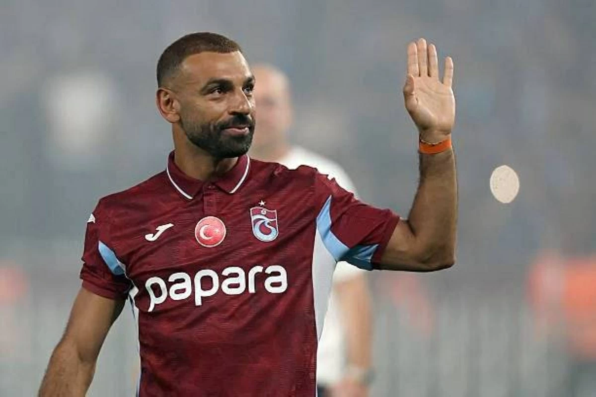 قناة عربية تنقل مباراة طرابزون سبور وقاسم باشا.. هل يشارك محمد صلاح لأول مرة؟