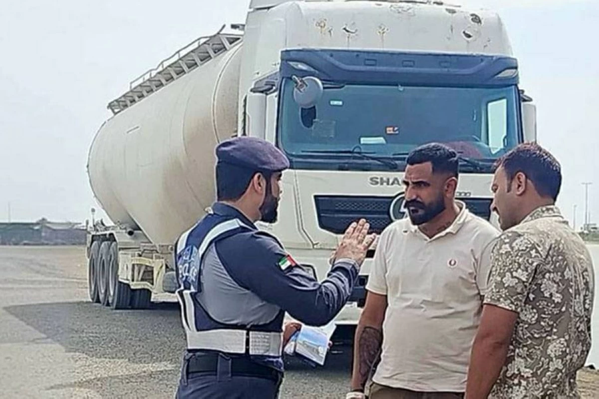 شرطة أبوظبي تدعو سائقي الشاحنات إلى الالتزام باشتراطات السلامة والقيادة الآمنة