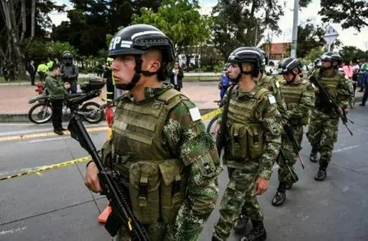 مقتل اثنين من متمردي كولومبيا في غارات حكومية