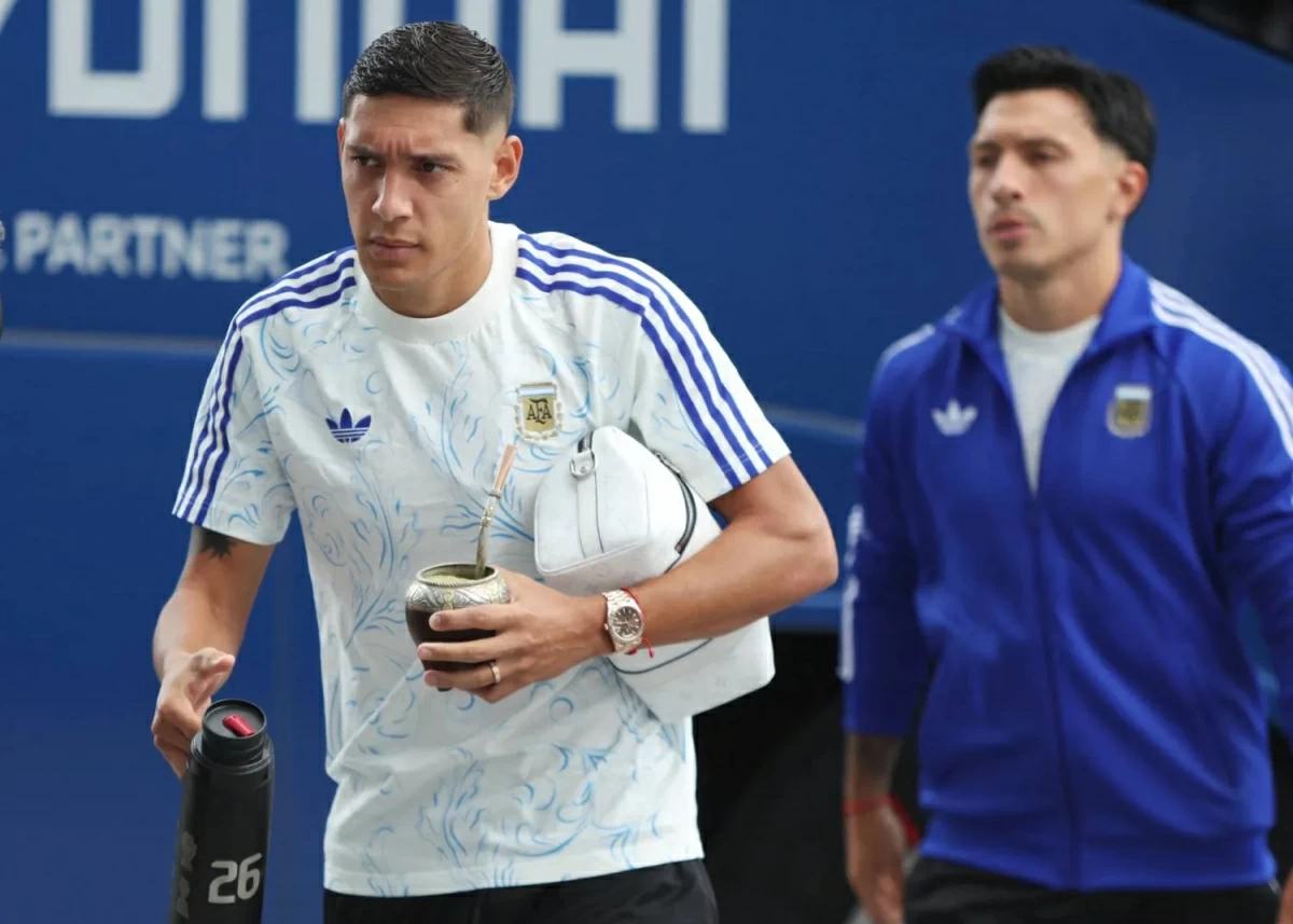 روما يتعاقد مع الأرجنتيني مولينا من أتلتيكو مدريد