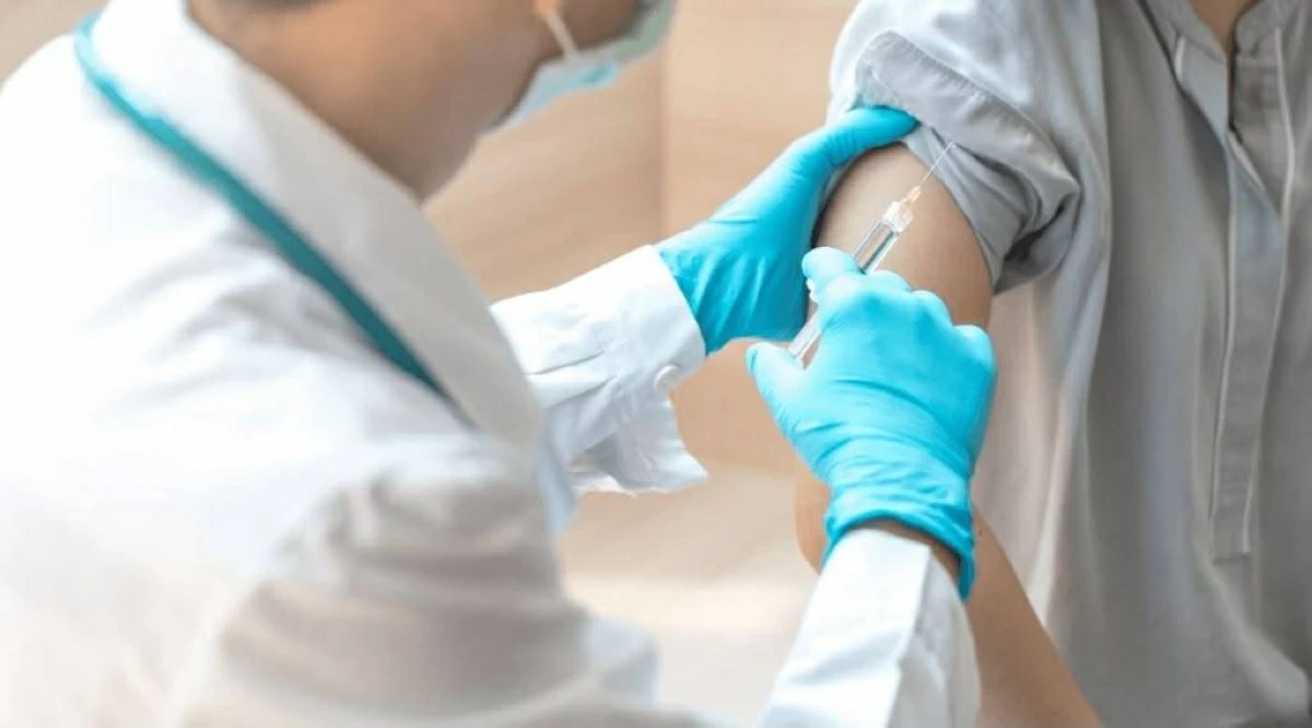 التطعيمات الإلزامية المعتمدة لحجاج القرعة المصريين.. ما شروط الحصول عليها؟