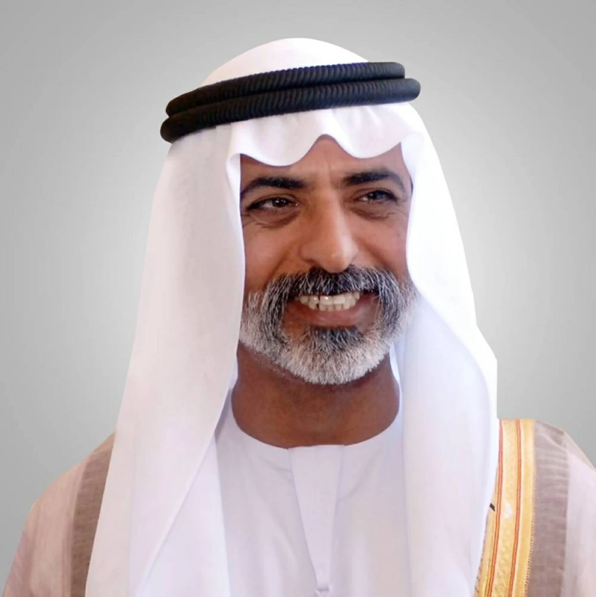نهيان بن مبارك: تمكين الشباب في مقدمة أولويات القيادة