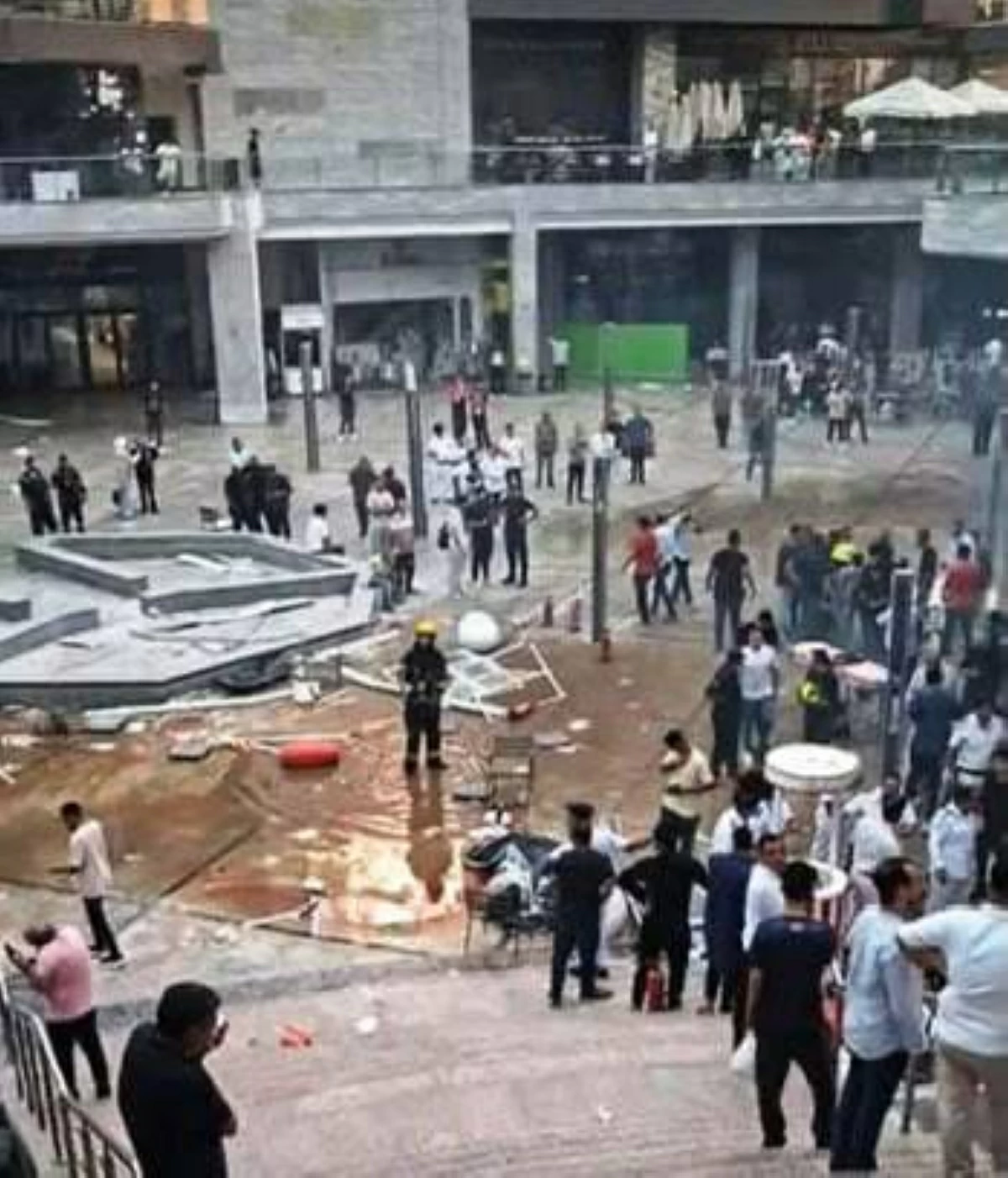 حادث مول أرابيلا بلازا.. بيان النيابة المصرية بشأن انفجار أودي بحياة 3 أشخاص