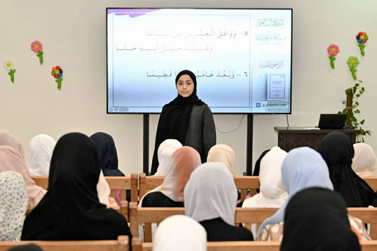 «إسلامية دبي» تنفذ الدورة المكثفة الصيفية 2026 للإناث