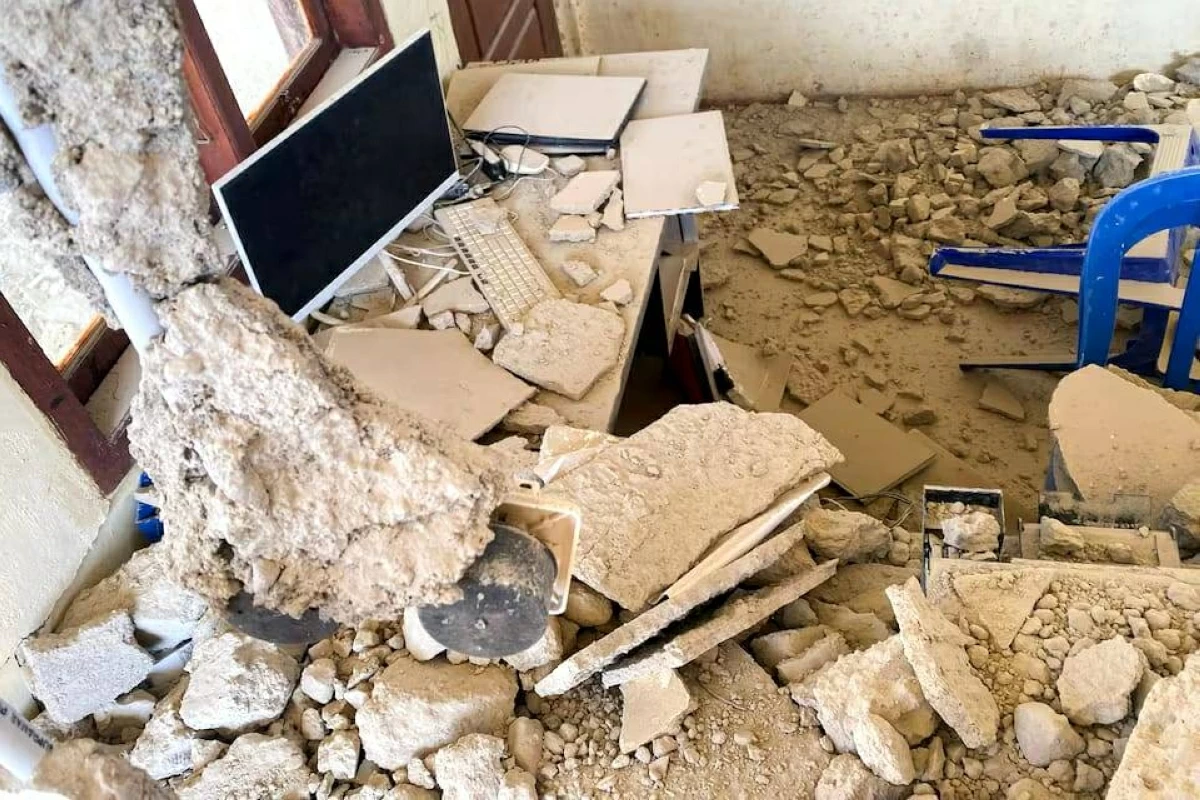 زلازل تضرب إندونيسيا وإسبانيا.. قتلى ودمار في فلوريس وأضرار مادية في غرناطة