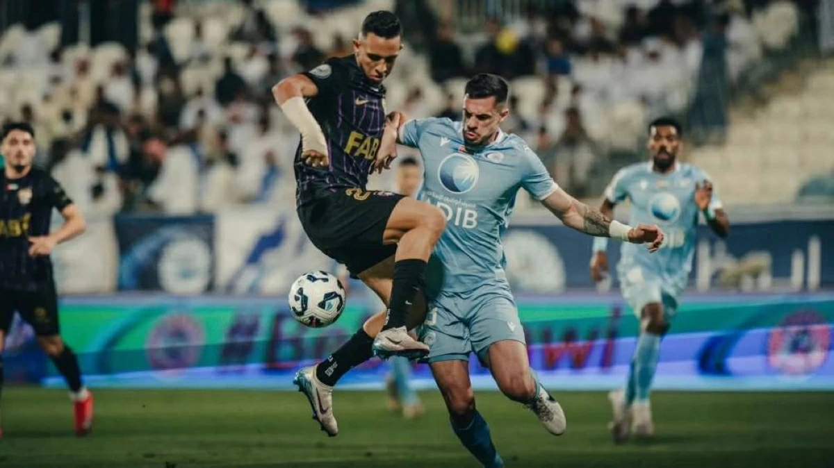 العين وبني ياس خلال مباراة سابقة