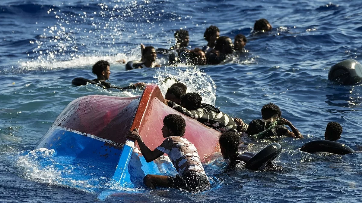 سبعة قتلى وإنقاذ 50 مهاجرا في البحر المتوسط
