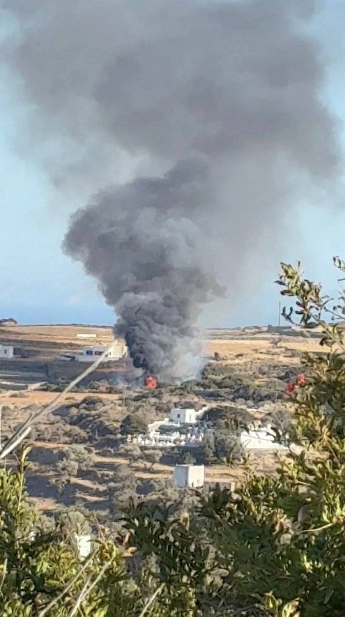 3 قتلى بتحطم مروحية خاصة قبالة جزيرة سيفنوس اليونانية