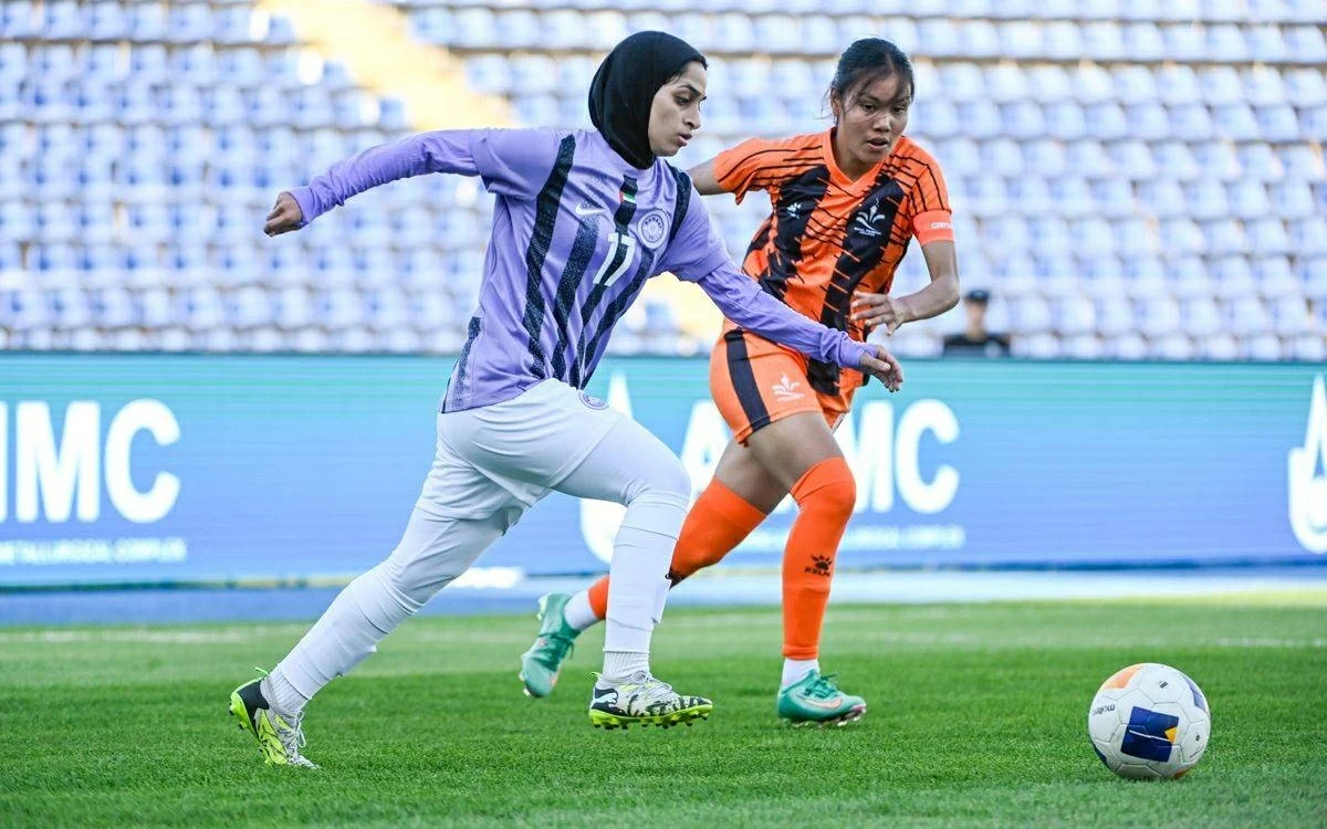 فريق بنات الإمارات يتعادل مع رويال ثيمبو في تمهيدي دوري أبطال آسيا